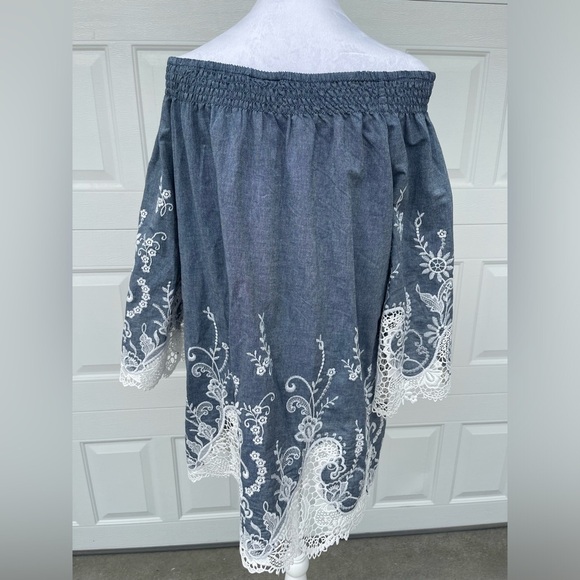 Roaman's  Blue Chambray White Embellished Lace Off Shoulder Top, Size 16W - Picture 3 of 7